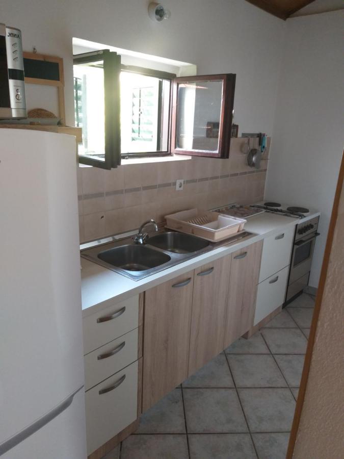 Direkt Na Moru - Bungalov Apartment Šibenik Exterior foto