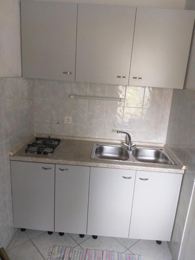Direkt Na Moru - Bungalov Apartment Šibenik Exterior foto