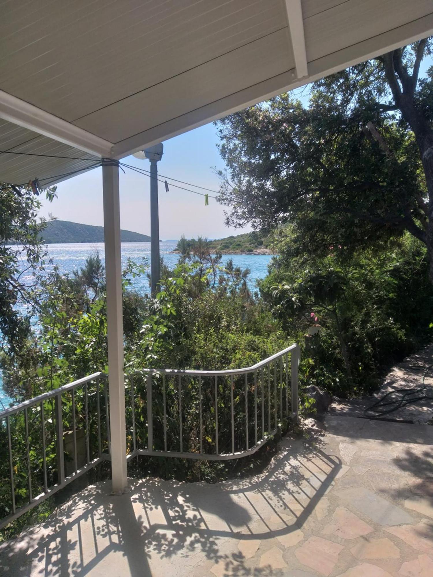 Direkt Na Moru - Bungalov Apartment Šibenik Cameră foto